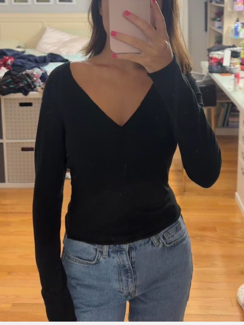 Black V-Neck Long Sleeve Top